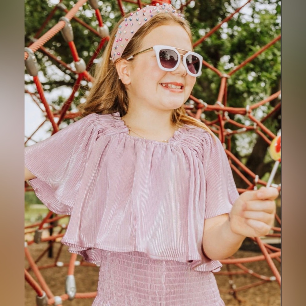 NWT Queen Of Sparkles Kids Shimmer Pleated Flutter Sleeve Swing Top In Lavender